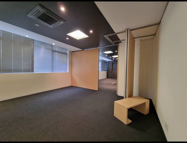 911M² OFFICE TO LET IN TYGERFALLS